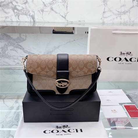 bolsa coach est 1941 original precio|coach 1941 heels.